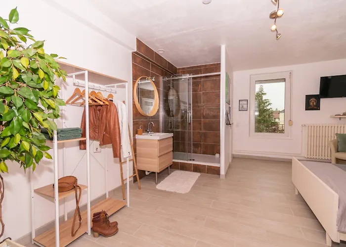 Private & Comfortable Апартаменты *